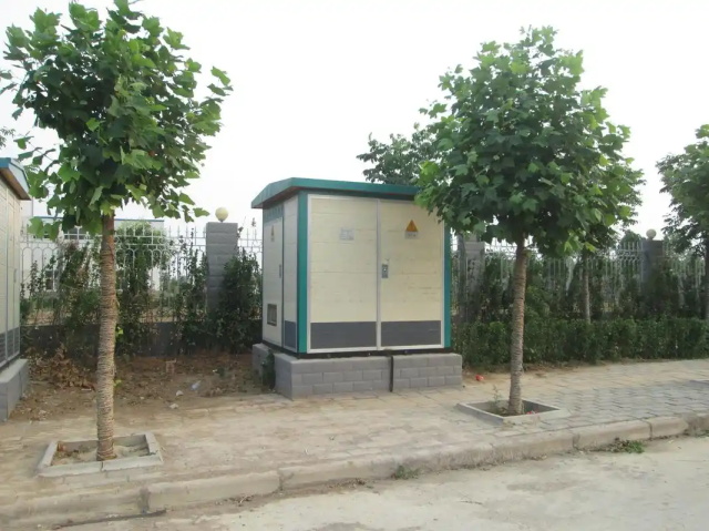 吉隆1000KVA欧式箱式变压器